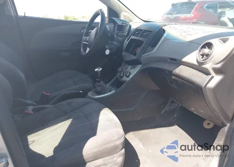 2014 Chevrolet Sonic Lt Manual из США, поврежденный, VIN 1G1JD5SHXE4235815